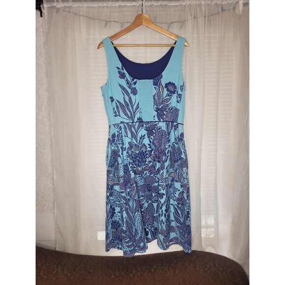 Lands End Dress Women's size 10 Blue Radiance Floral Fit And Flare - Picture 2 of 4